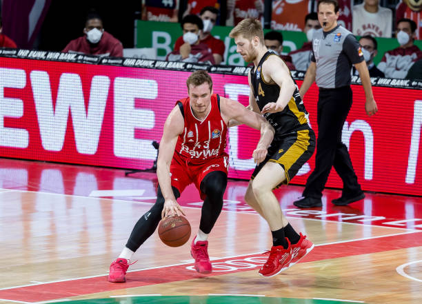 事的影响推 事的影响推