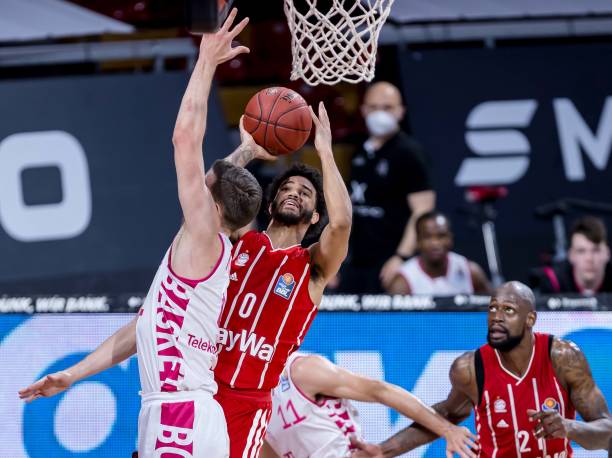 一场陪跑收 一场陪跑收