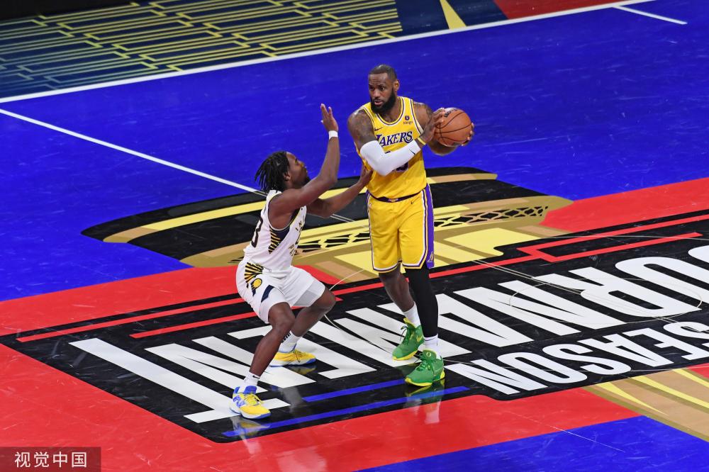 会的舞台上 会的舞台上